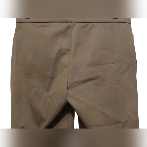 89th & Madison - NWT, Petite, Ankle Length, Comfort Waist, Color -Spanish Moss - Picture 7 of 8